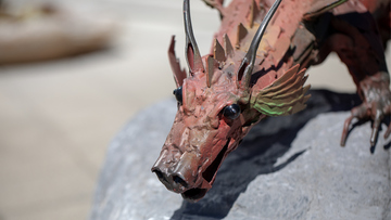 Drachen Skulptur